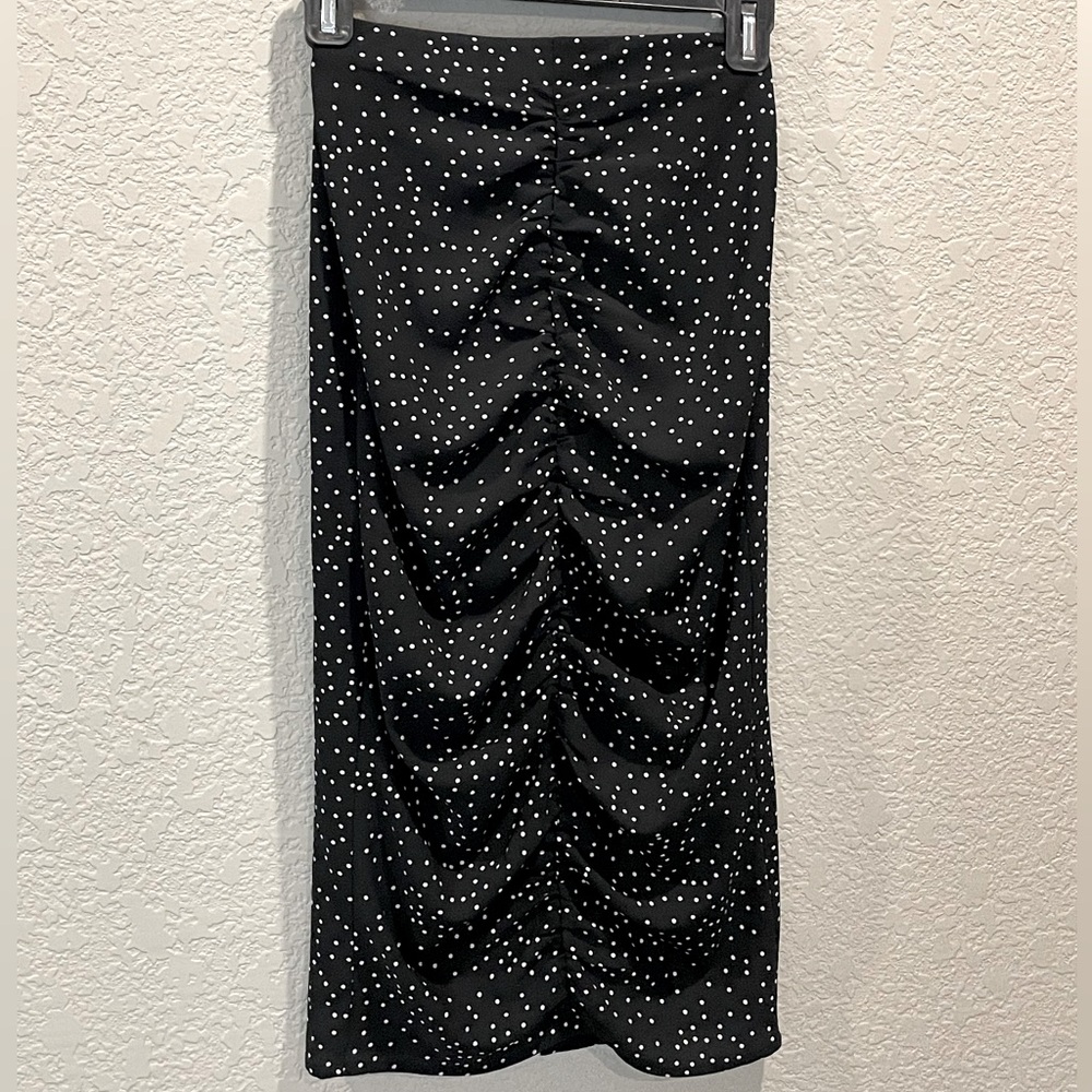 NWOT Zara pencil skirt